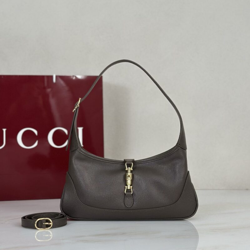 Gucci 深灰褐色肩背腋下包 型号863137
