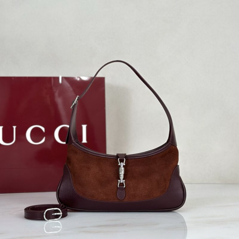 Gucci 栗色反绒肩背包 型号863137